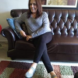 Meet your Posher, Eva